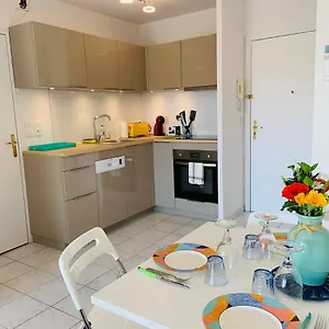 Appartement Plein Sud Yourhosthelper, Sanary-sur-Mer